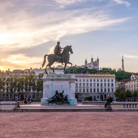 Douceur Lyonnaise, Villeurbanne Dış mekan fotoğraf